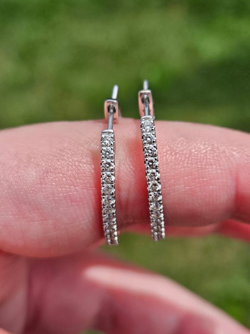 14K White Gold Diamond U Hoop Imitation Eternity Earrings 1.60TCW 25x20mm